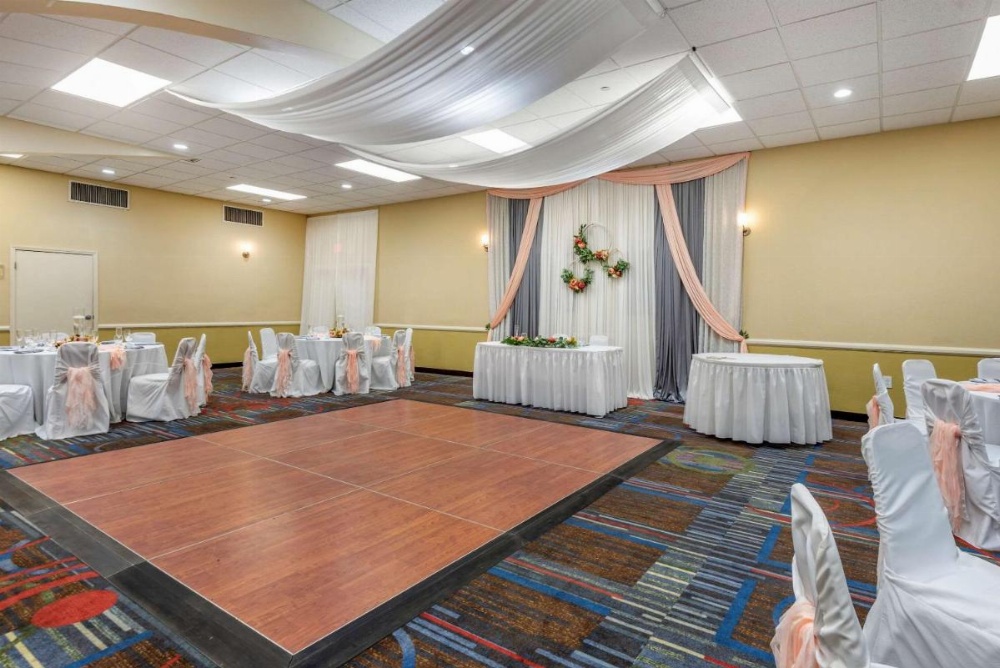 Quality Inn & Suites Vestal Binghamton Near University Image 21
