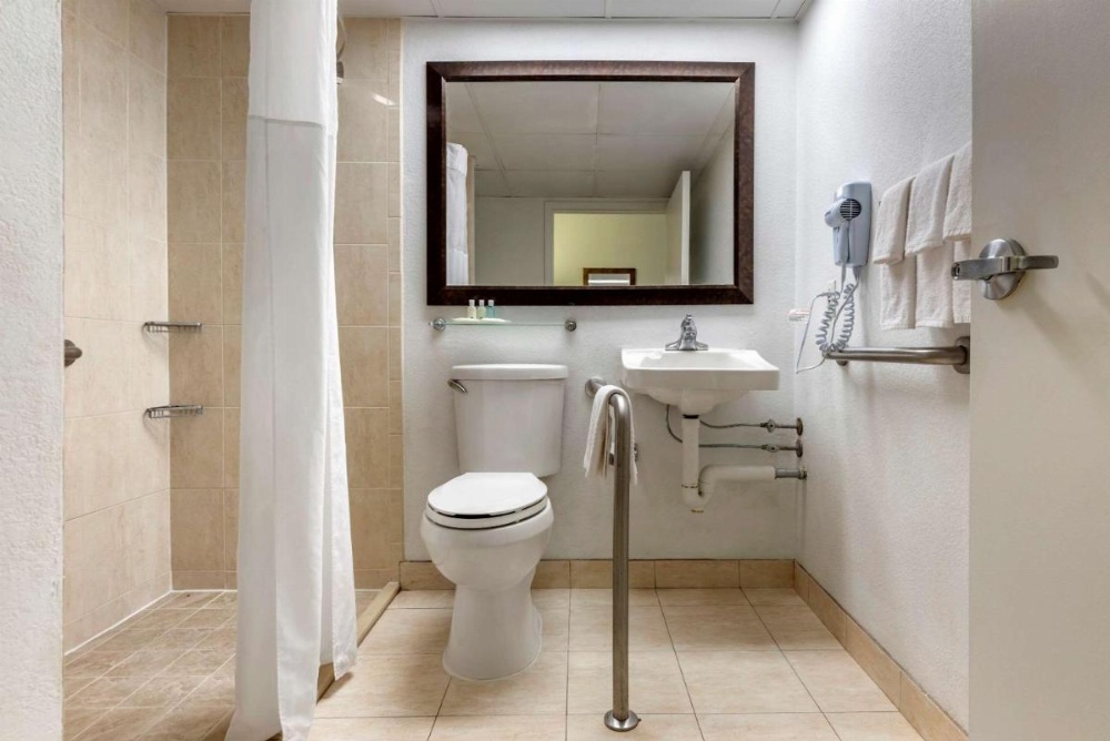 Quality Inn & Suites Vestal Binghamton Near University Image 41