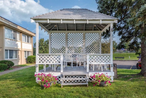 Quality Inn & Suites Vestal Binghamton Near University image 9